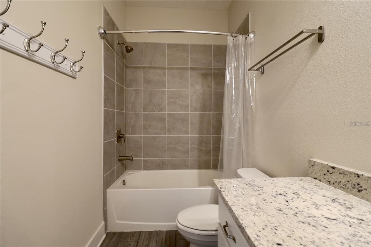 7955 DELWIN LANE — photo 18 of 25