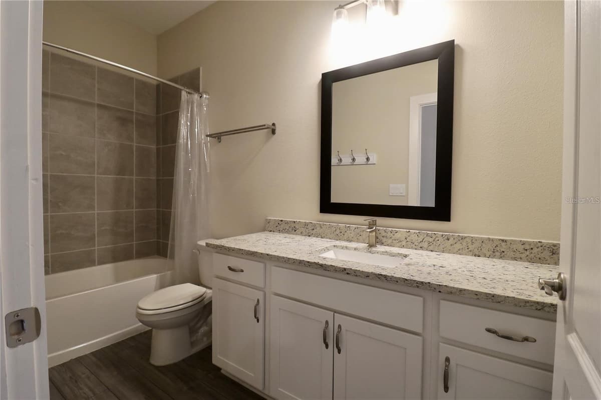 7955 DELWIN LANE — photo 17 of 25