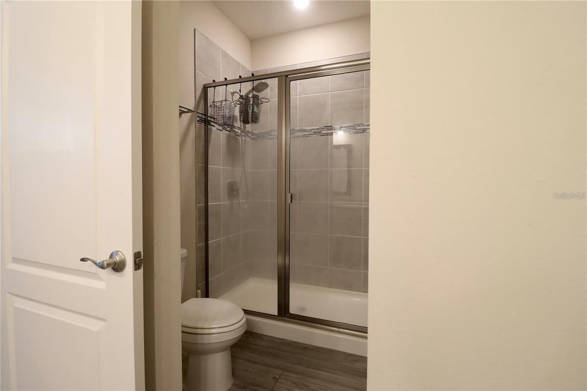 7955 DELWIN LANE — photo 20 of 25