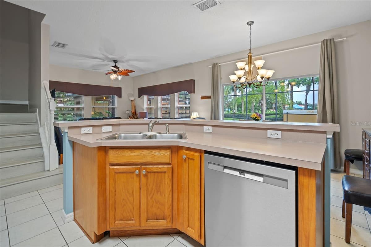 3015 YELLOW LANTANA LANE — photo 10 of 54