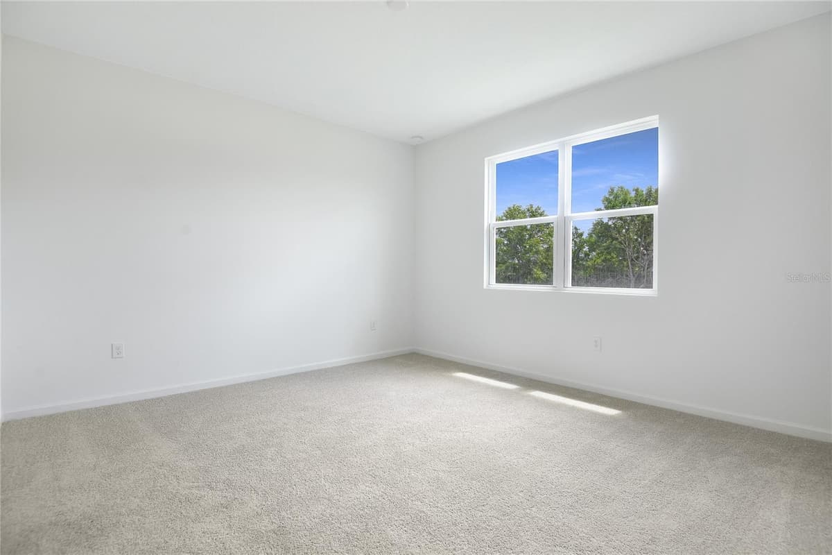 749 LAKE DELL AVENUE — photo 9 of 16