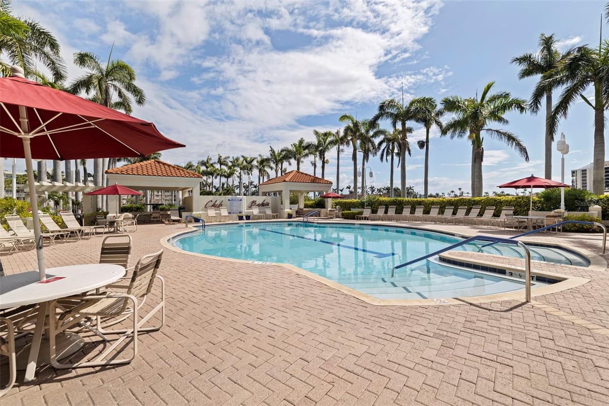 6105 BAHIA DEL MAR CIRCLE — photo 32 of 38