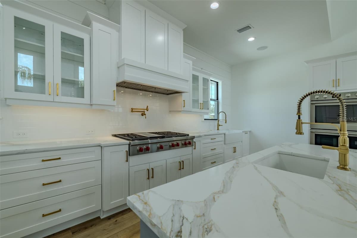 3515 POWERLINE ROAD — photo 31 of 100