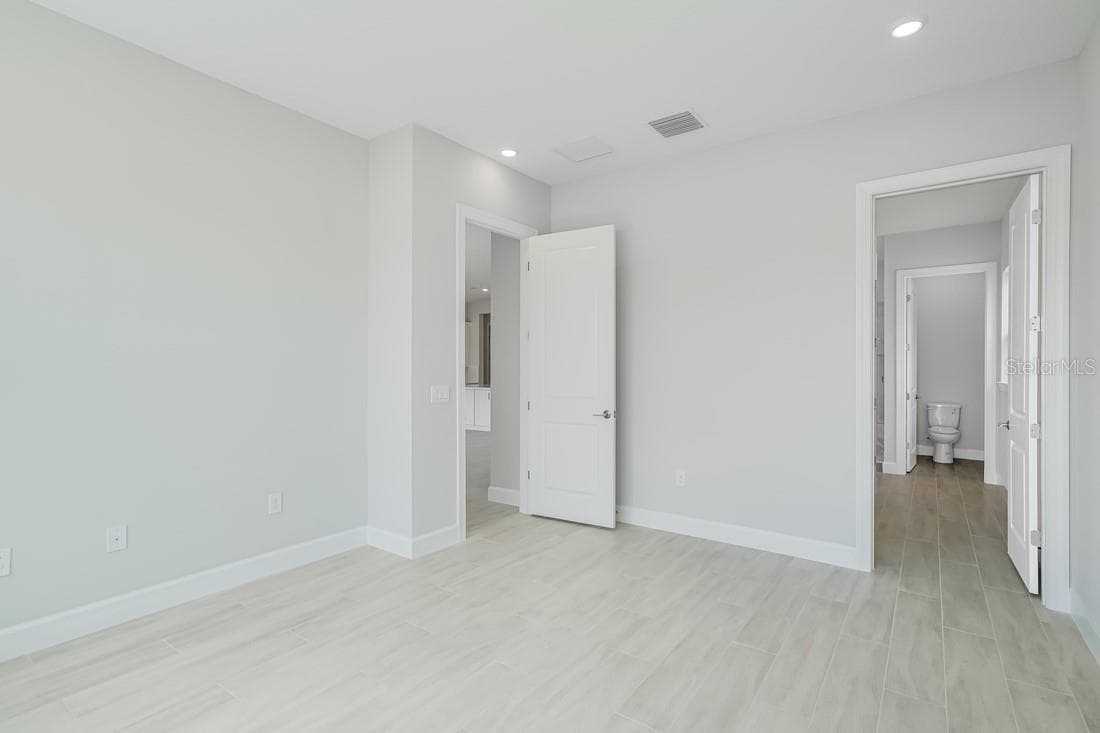 5652 NEVIS TERRACE — photo 20 of 36