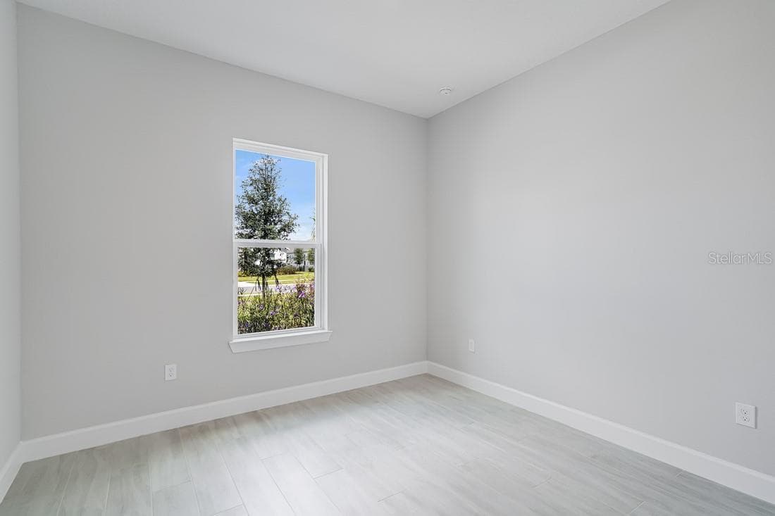 5652 NEVIS TERRACE — photo 21 of 36