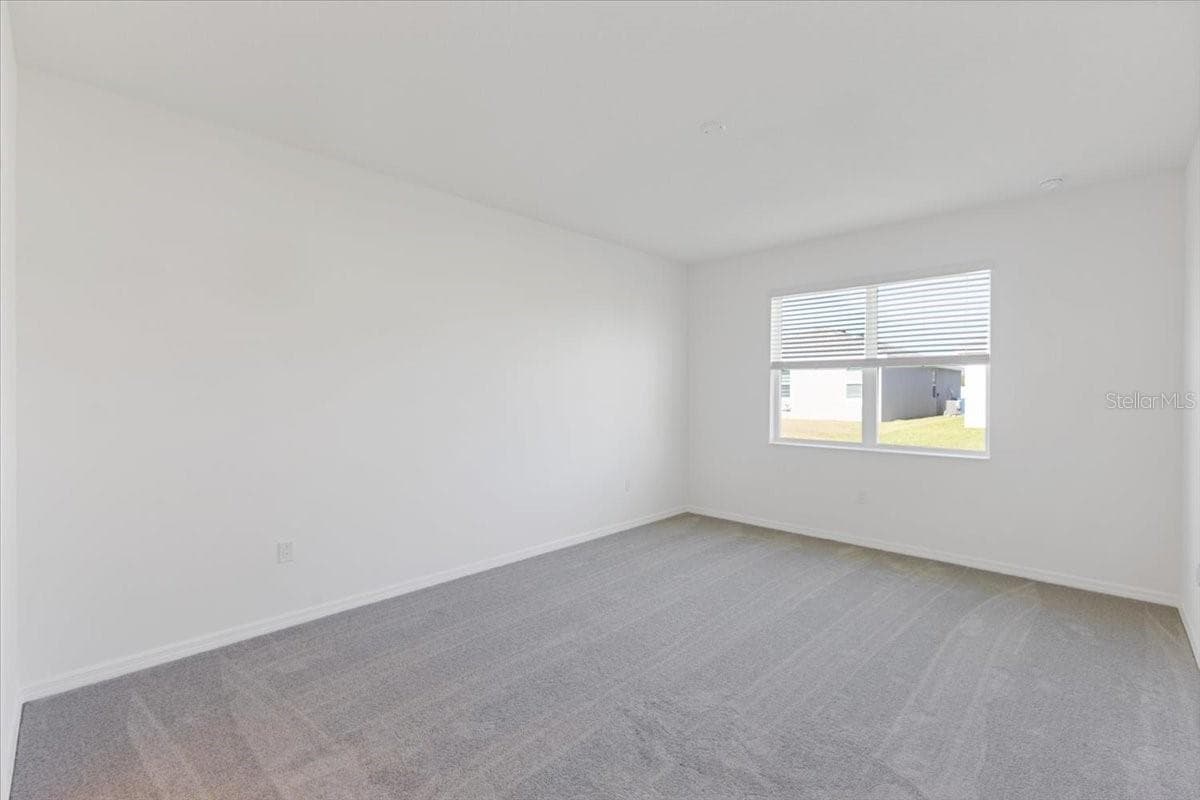 519 SILVER PALM DRIVE — photo 9 of 15