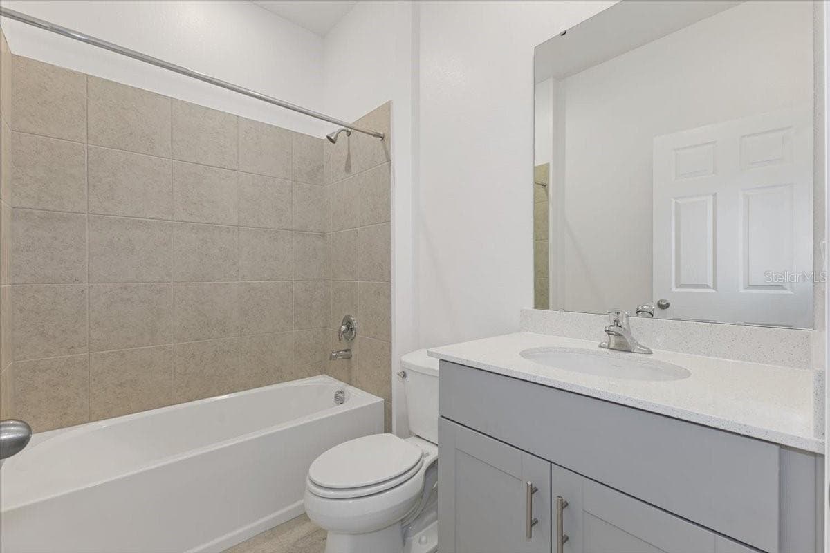 519 SILVER PALM DRIVE — photo 14 of 15