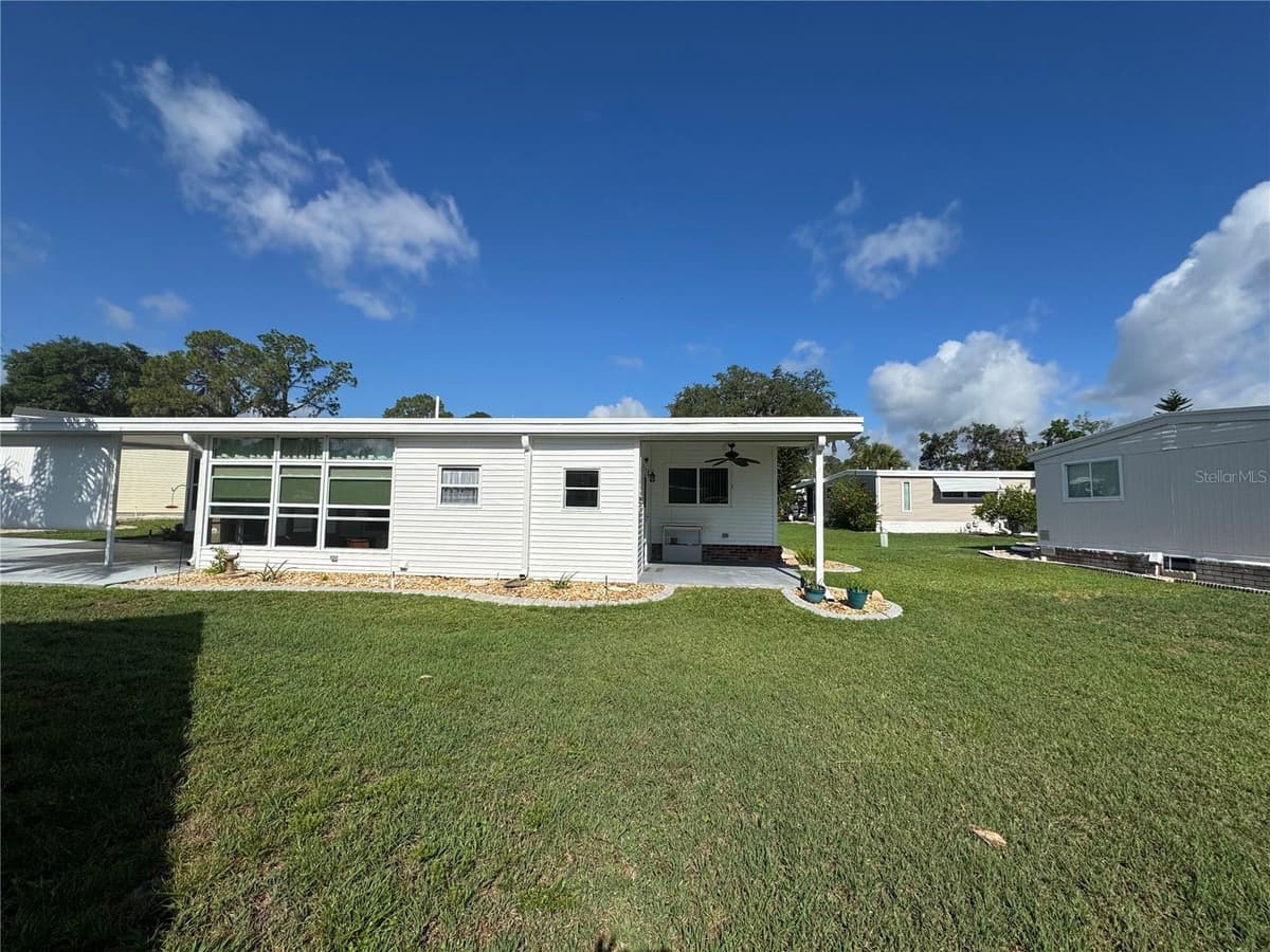 102 TANGELO COVE — photo 8 of 53