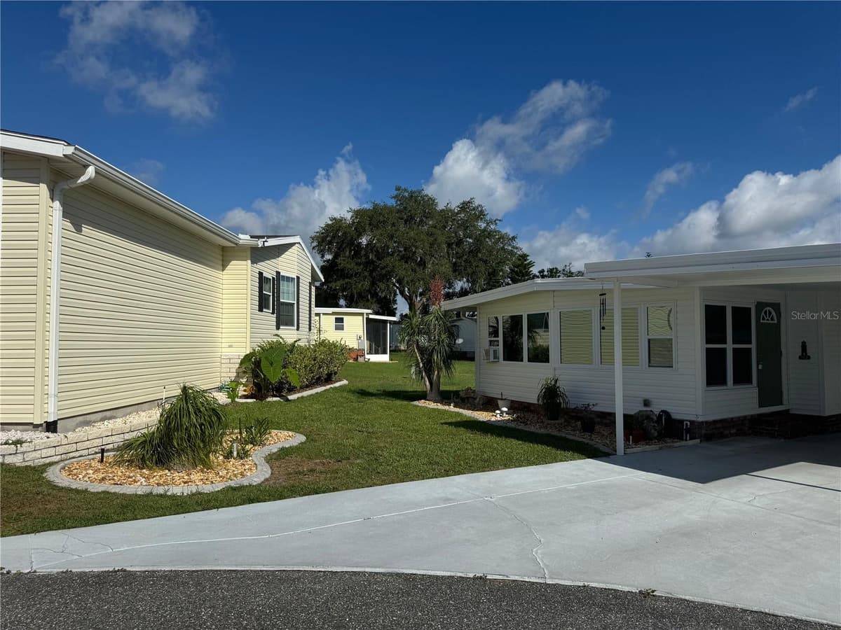 102 TANGELO COVE — photo 4 of 53
