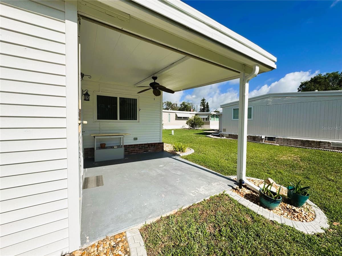 102 TANGELO COVE — photo 10 of 53