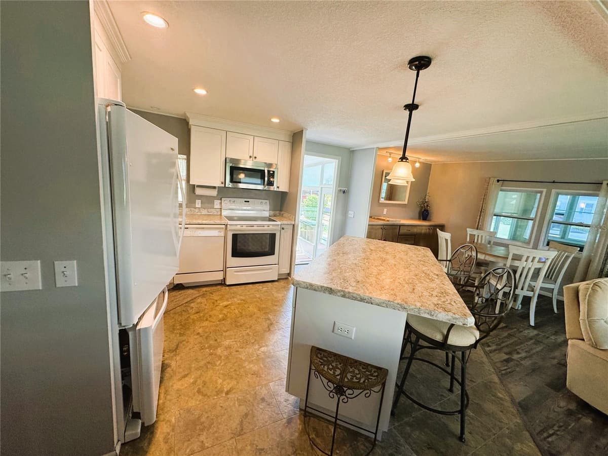102 TANGELO COVE — photo 35 of 53