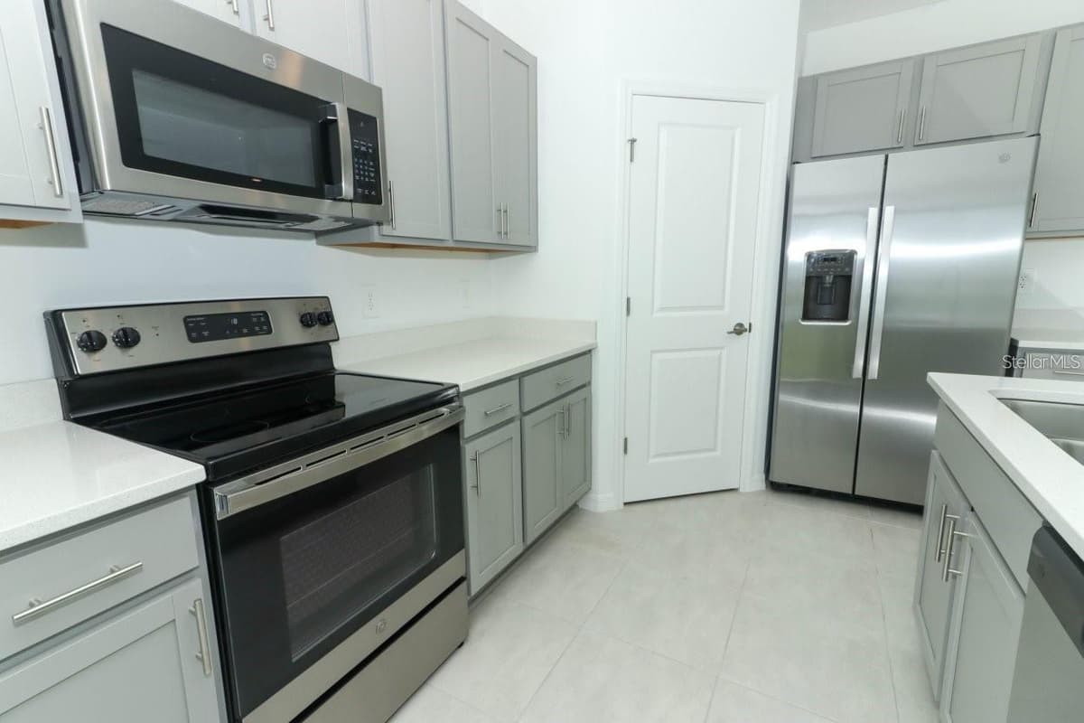 165 CITRINE LOOP — photo 4 of 30