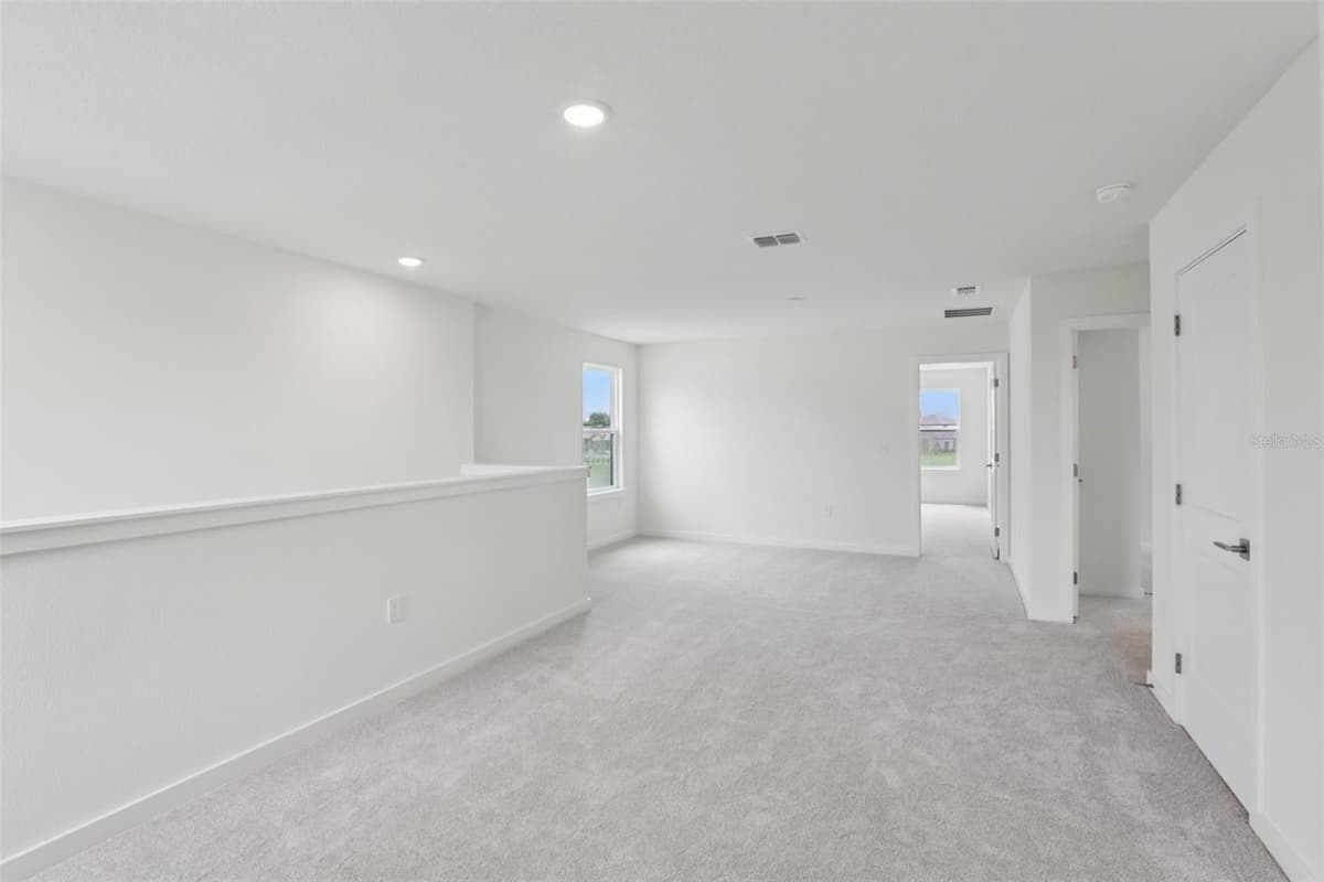 3255 CUP DRIVE — photo 19 of 56