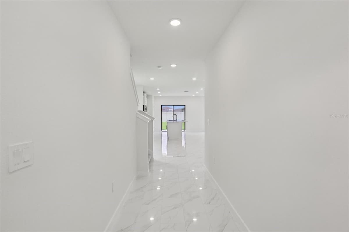 3255 CUP DRIVE — photo 4 of 56