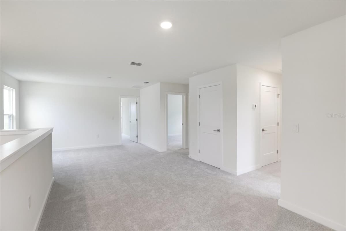 3255 CUP DRIVE — photo 18 of 56
