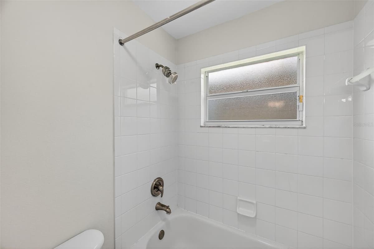 19156 DOVE CREEK DRIVE — photo 48 of 98