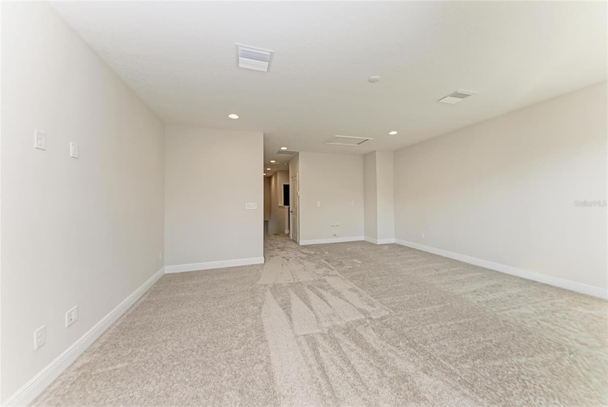 166 HIDDEN ESTATES COURT — photo 41 of 48