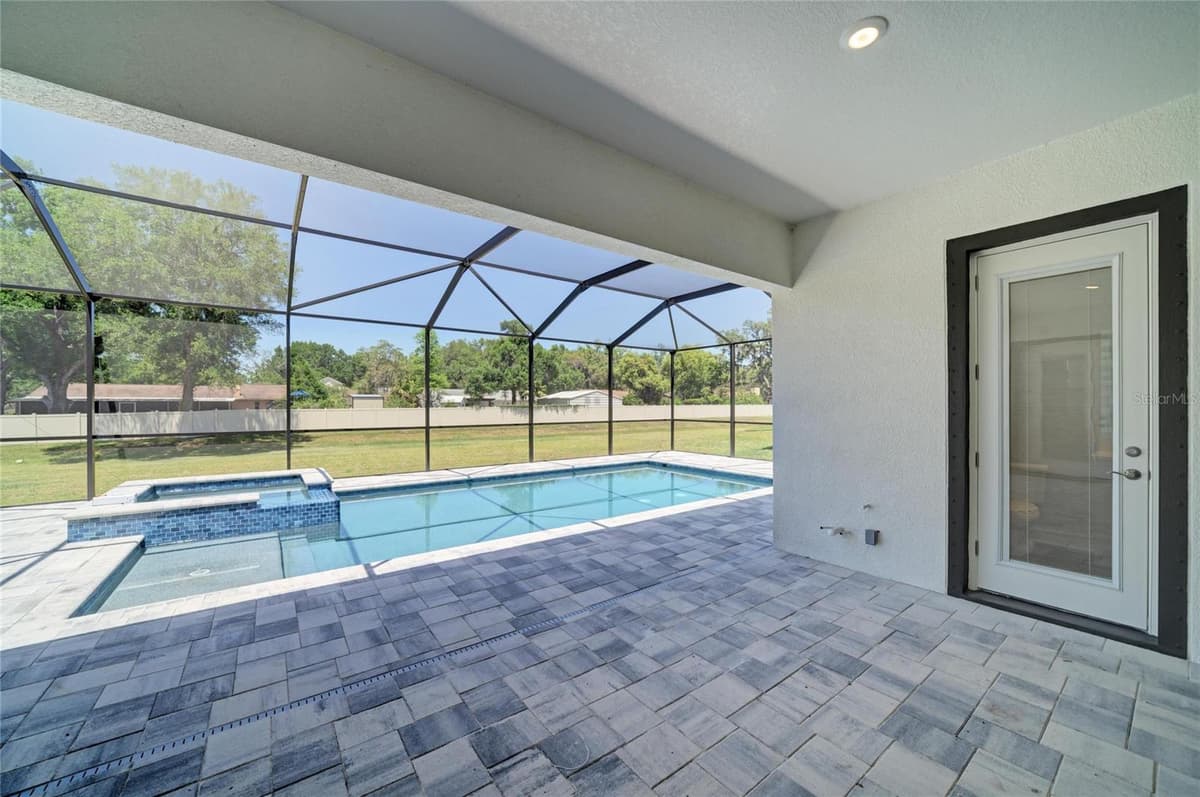 166 HIDDEN ESTATES COURT — photo 46 of 48