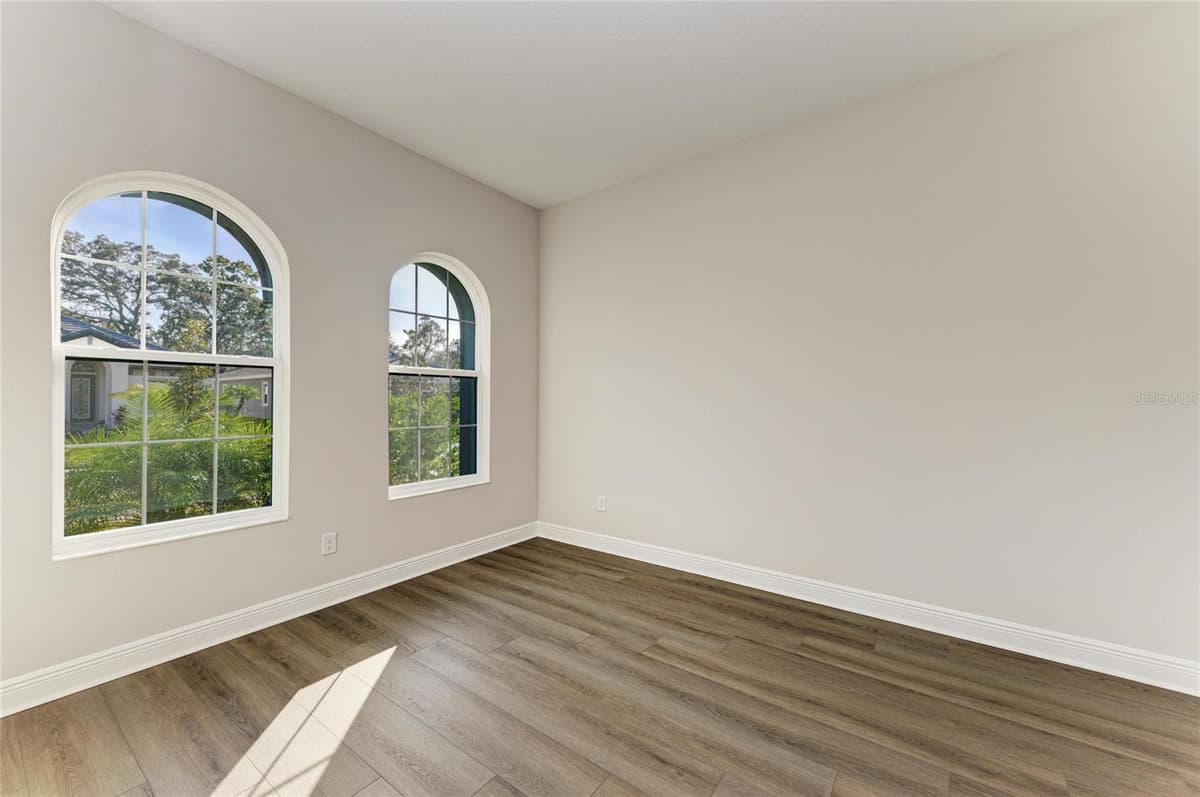 166 HIDDEN ESTATES COURT — photo 42 of 48