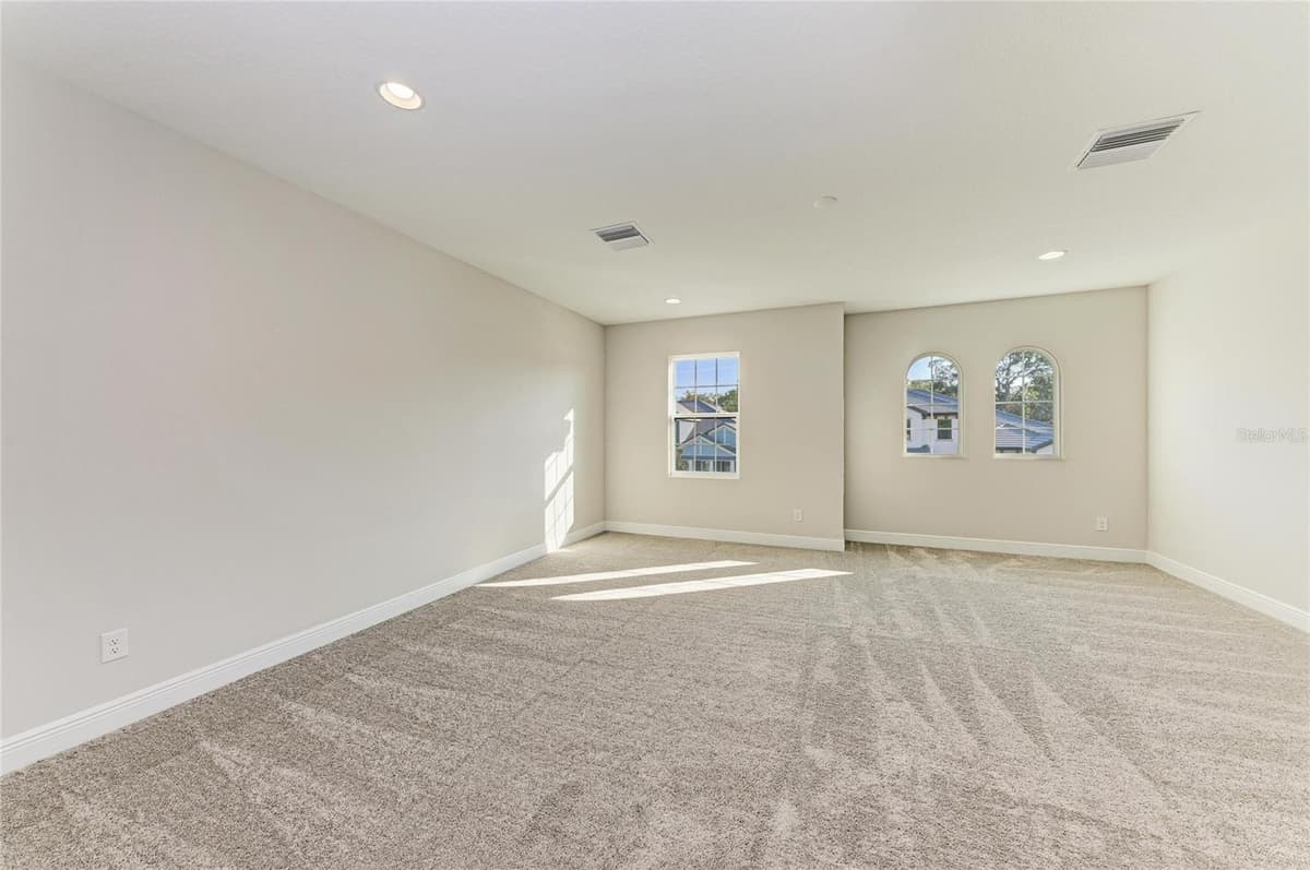 166 HIDDEN ESTATES COURT — photo 38 of 48
