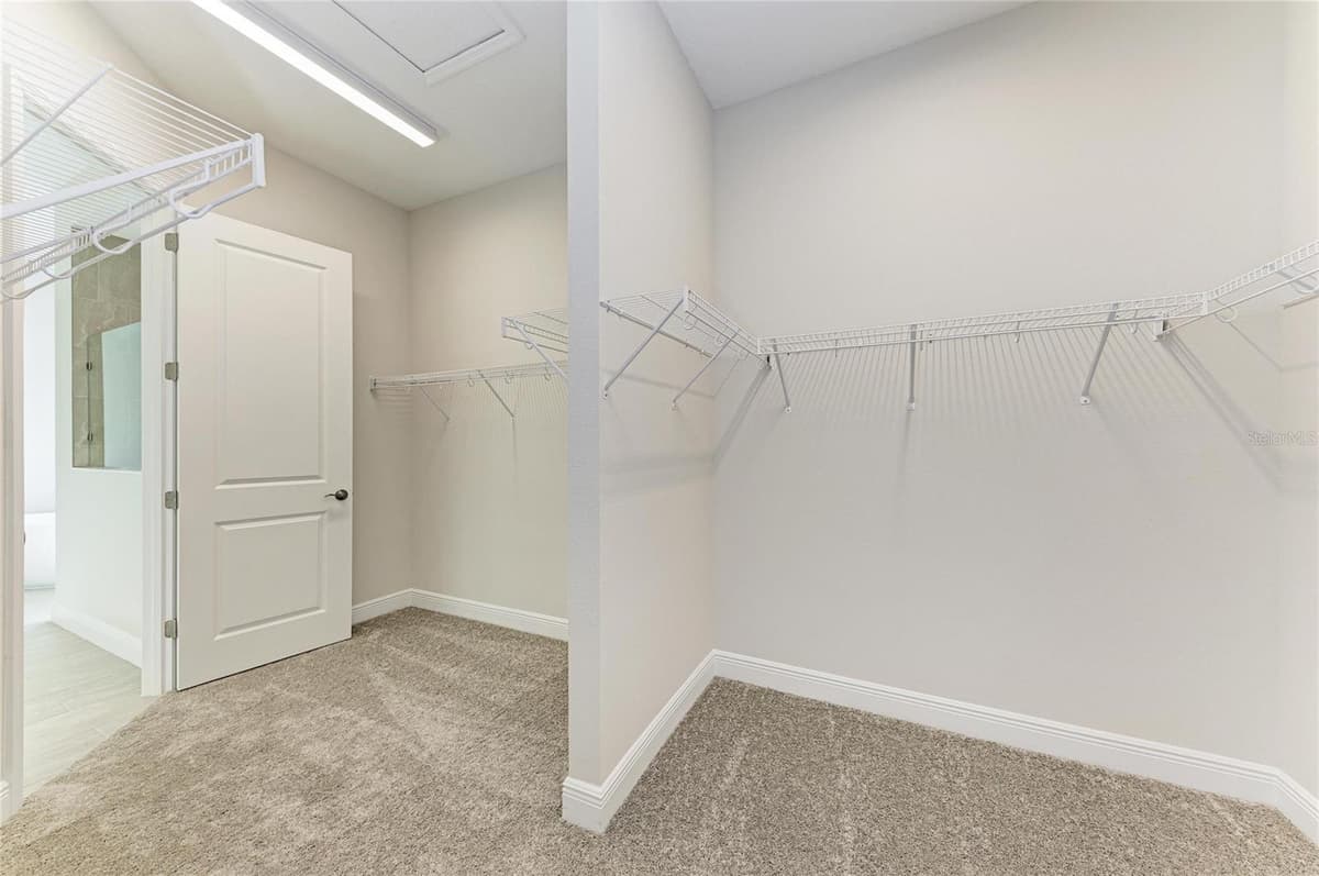 166 HIDDEN ESTATES COURT — photo 12 of 48