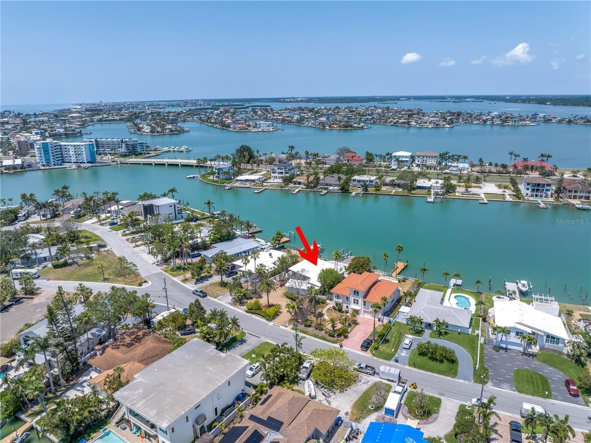 31 DOLPHIN DRIVE — photo 46 of 60