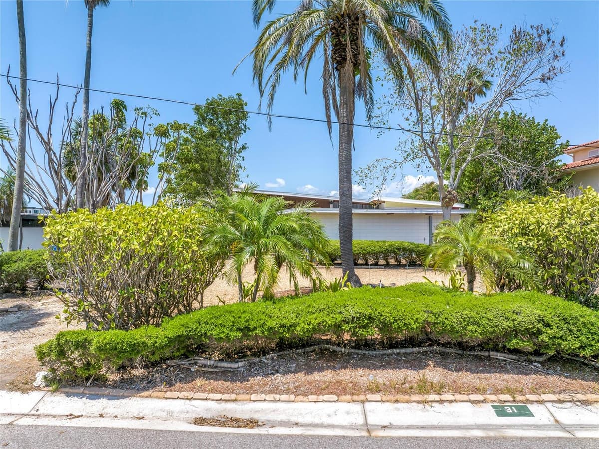 31 DOLPHIN DRIVE — photo 43 of 60