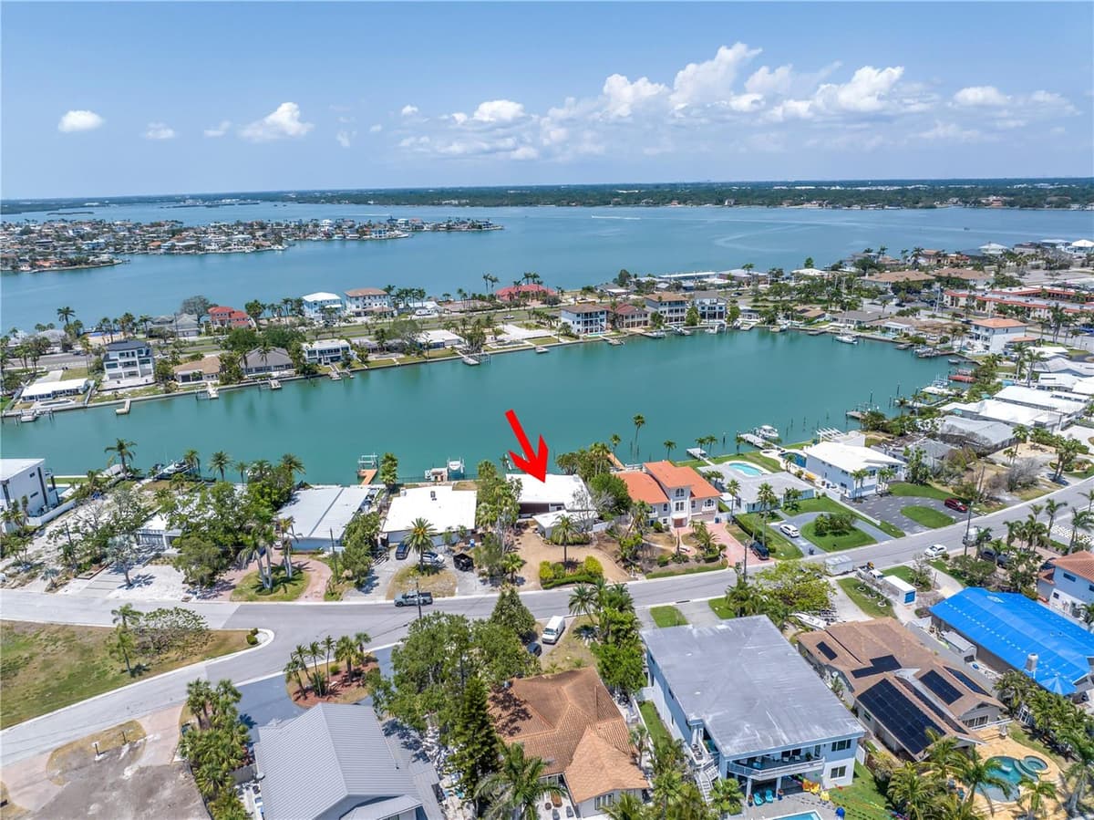 31 DOLPHIN DRIVE — photo 47 of 60