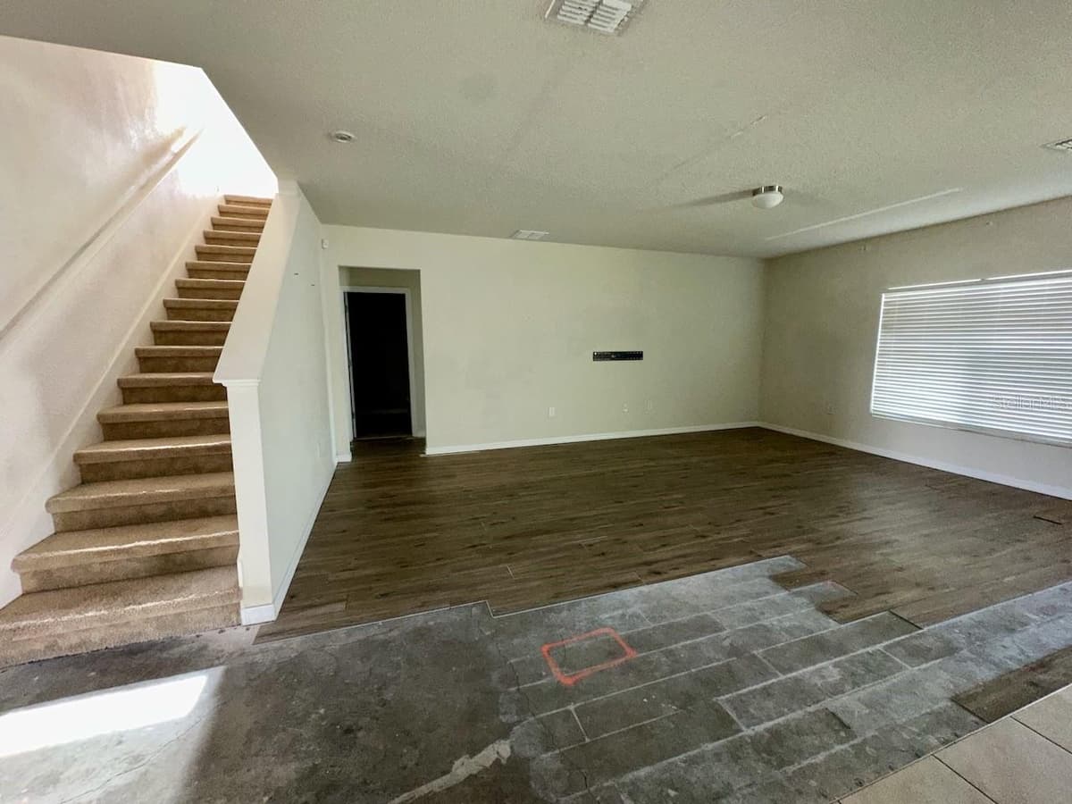 235 HIBISCUS STREET — photo 9 of 35