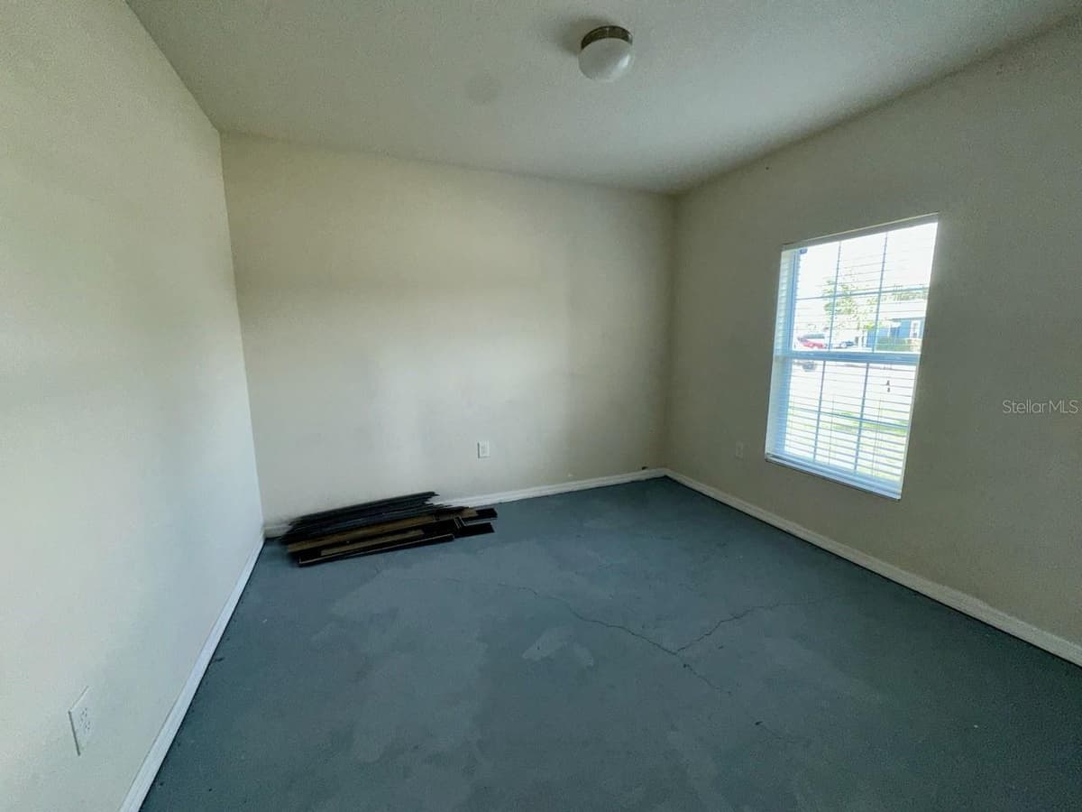 235 HIBISCUS STREET — photo 6 of 35