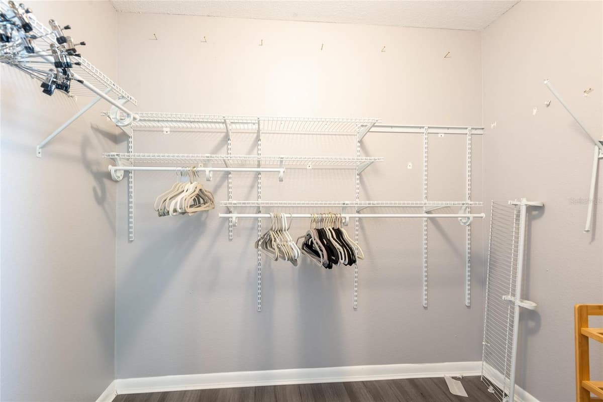 2643 ST JOSEPHS DRIVE — photo 19 of 34