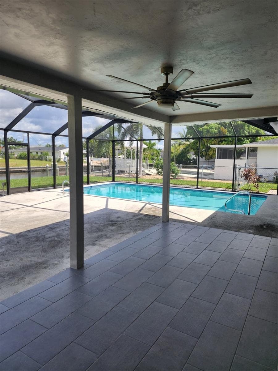 5325 COCOA COURT — photo 12 of 18