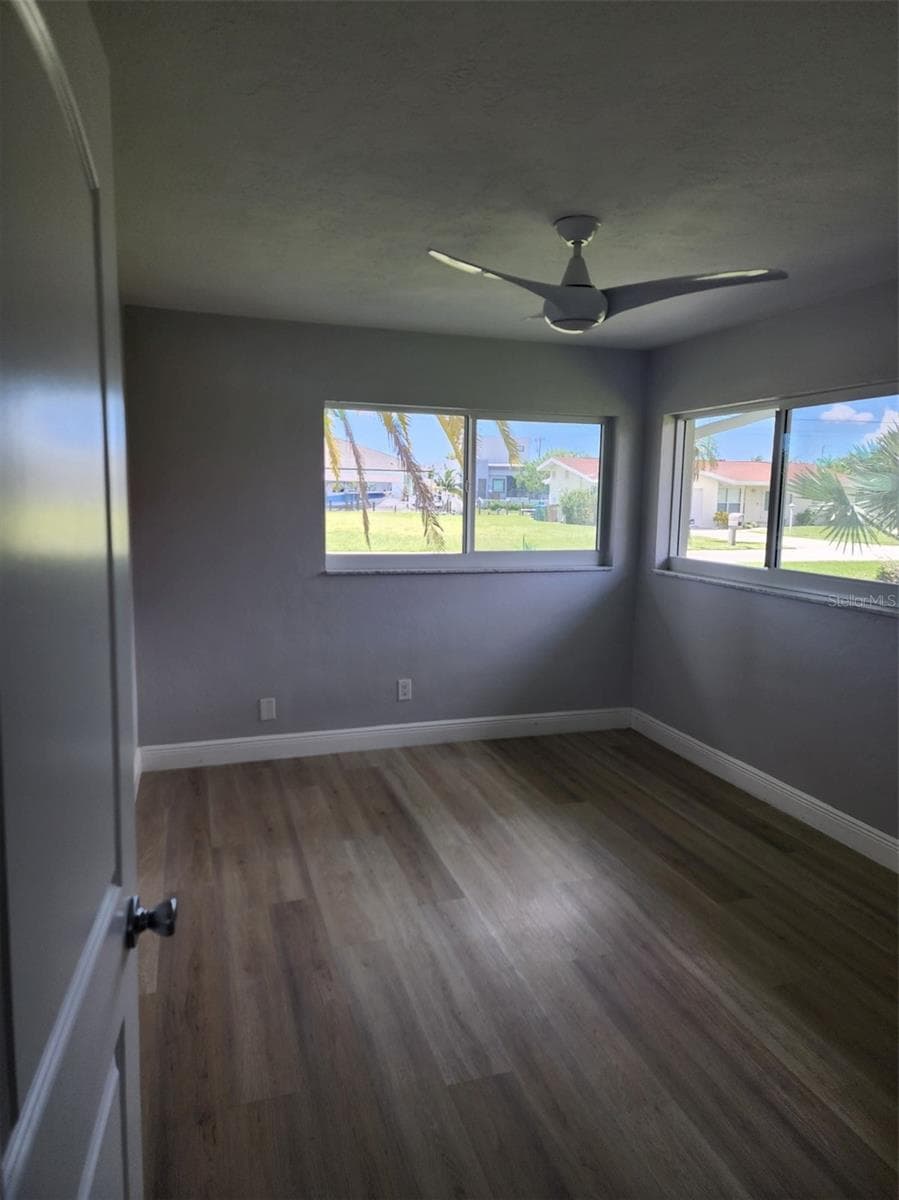 5325 COCOA COURT — photo 6 of 18