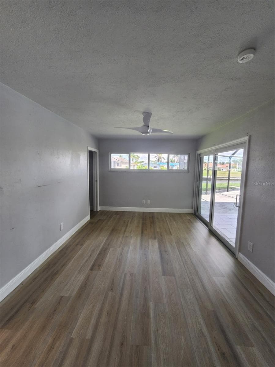 5325 COCOA COURT — photo 9 of 18