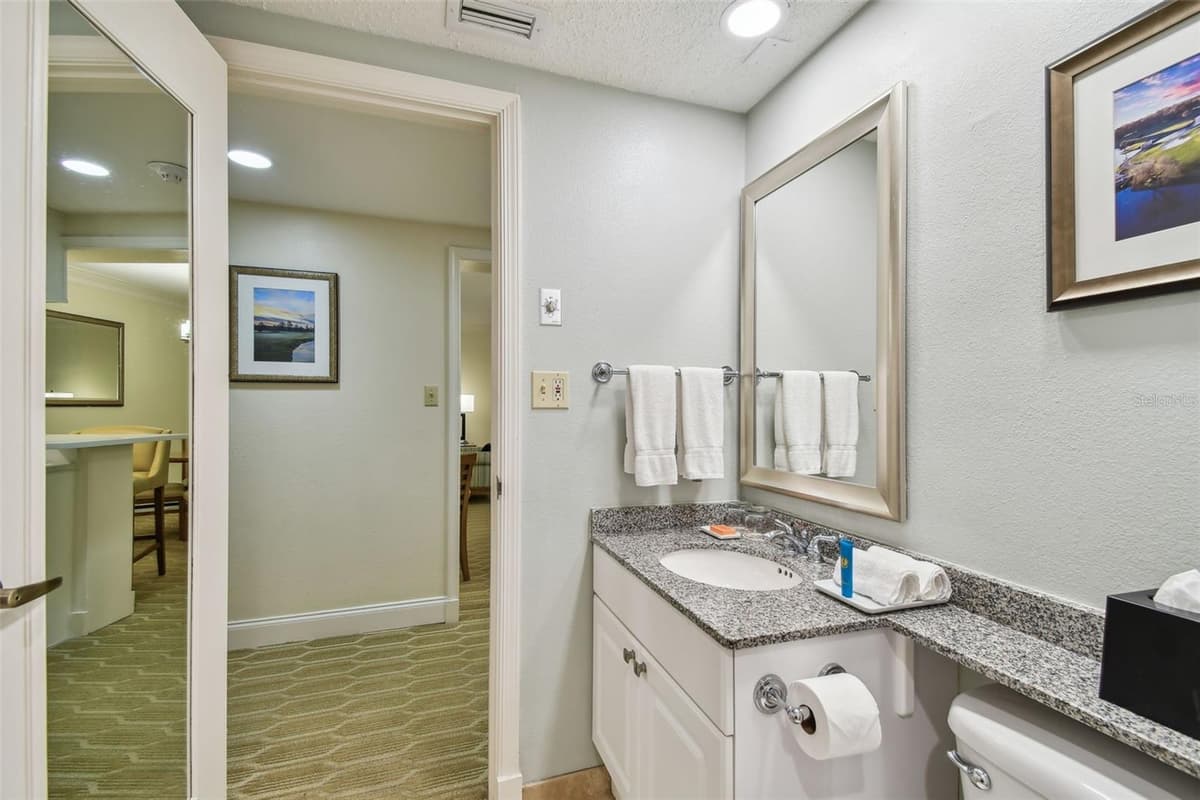 36750 US 19 — photo 22 of 65