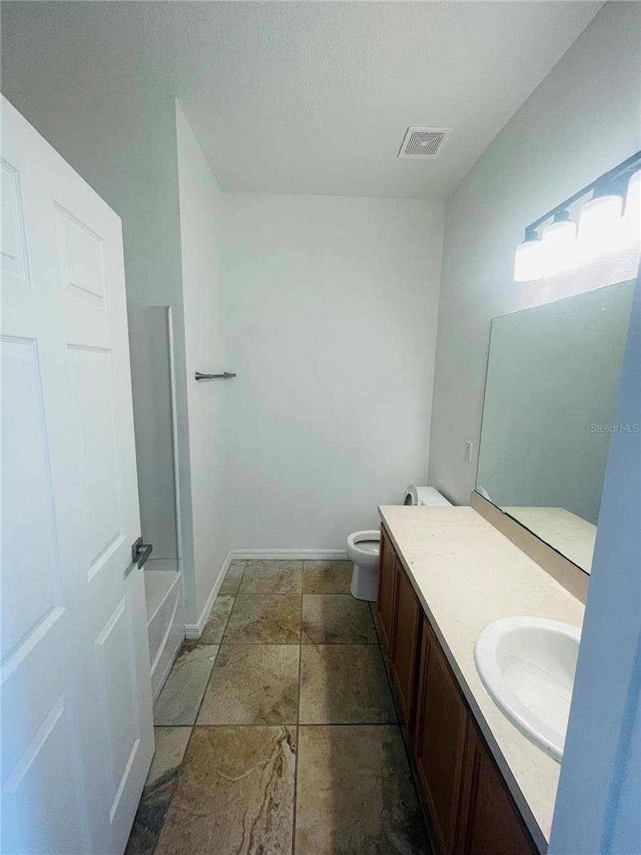 2728 PORTCHESTER COURT — photo 13 of 16