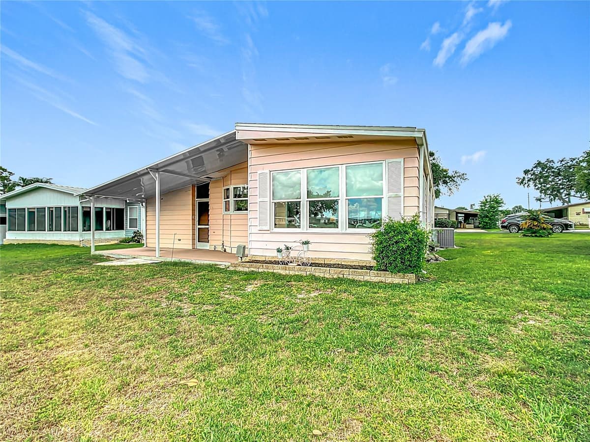 6044 GRAND OAKS DRIVE — photo 39 of 52