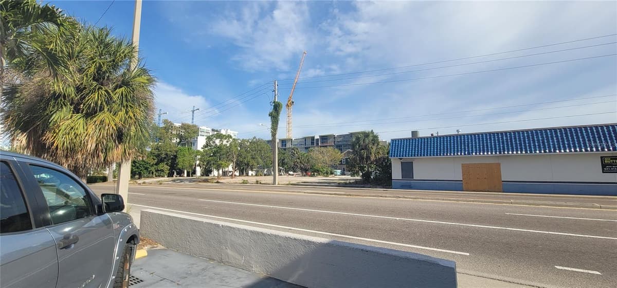 227 CENTRAL AVENUE — photo 3 of 38