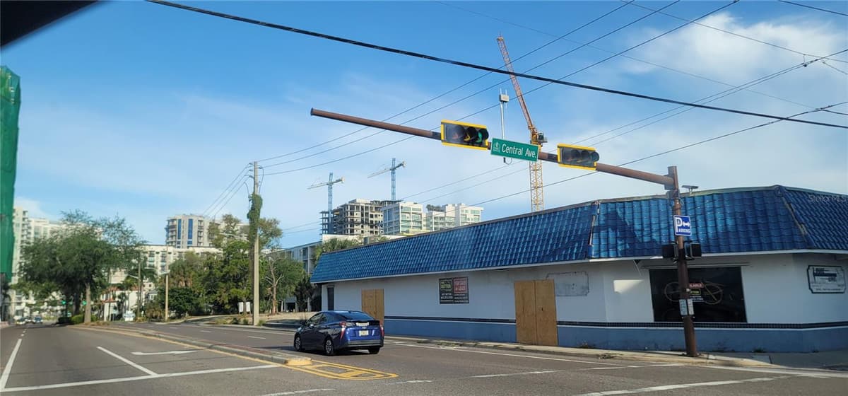 227 CENTRAL AVENUE — photo 9 of 38