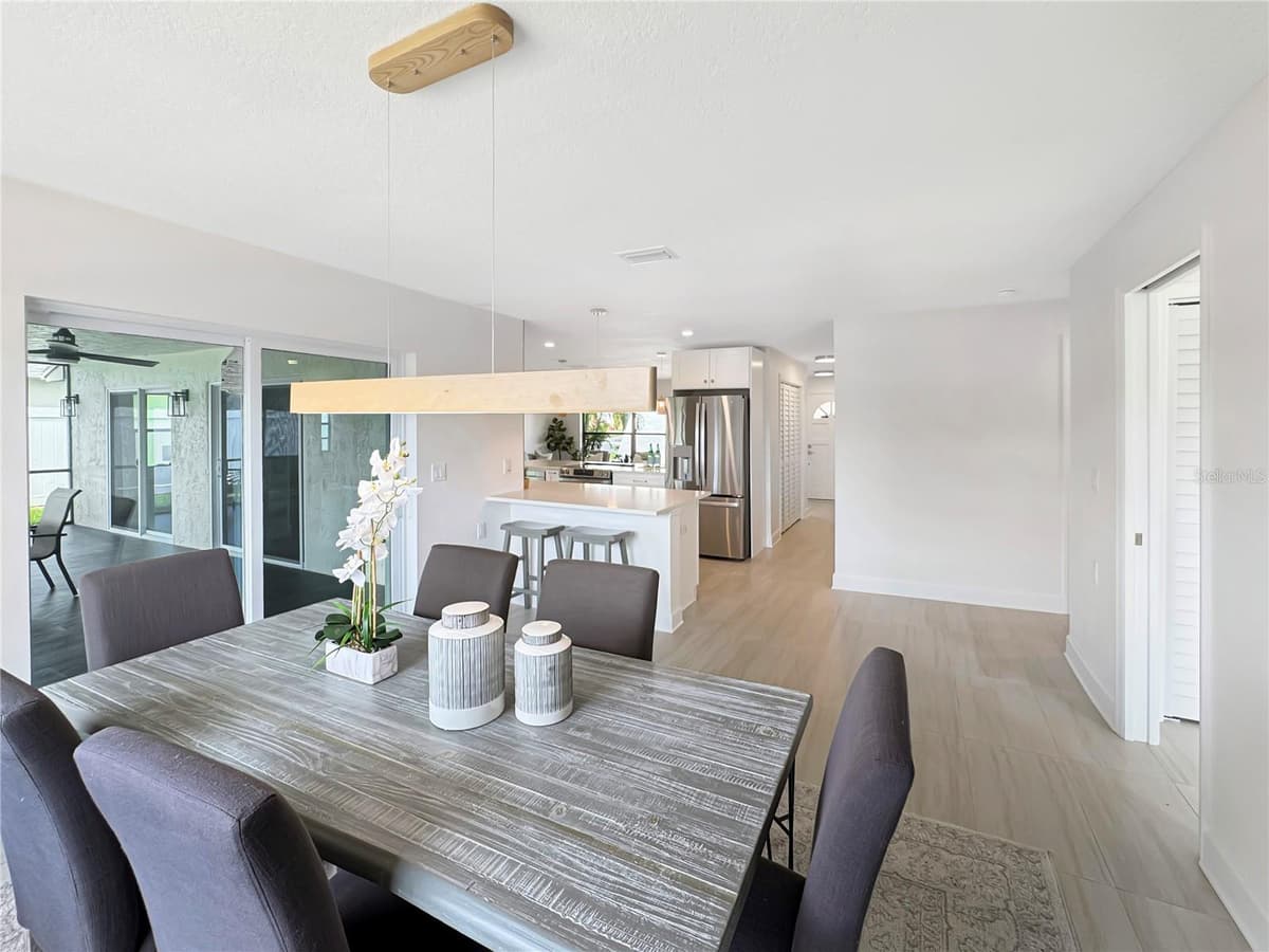 9907 ISLAND HARBOR DRIVE — photo 16 of 43