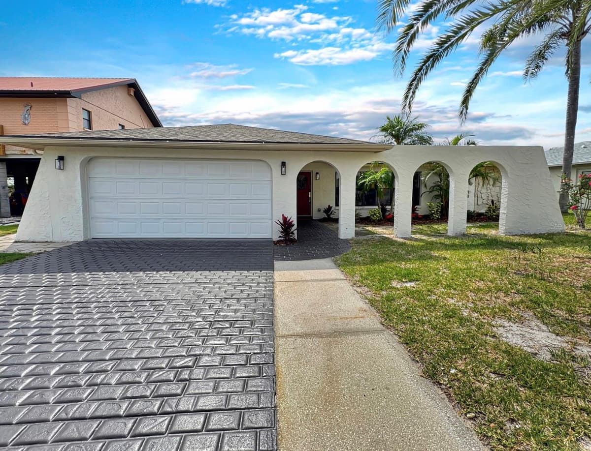 9907 ISLAND HARBOR DRIVE — photo 2 of 43