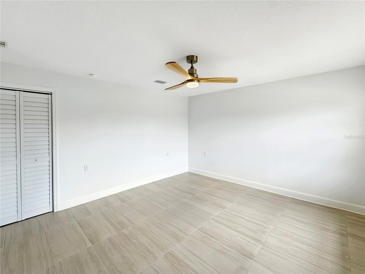 9907 ISLAND HARBOR DRIVE — photo 29 of 43