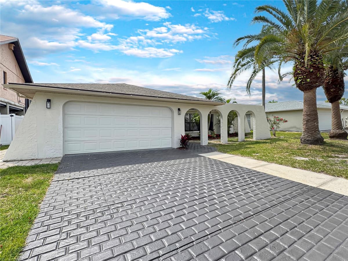 9907 ISLAND HARBOR DRIVE — photo 1 of 43