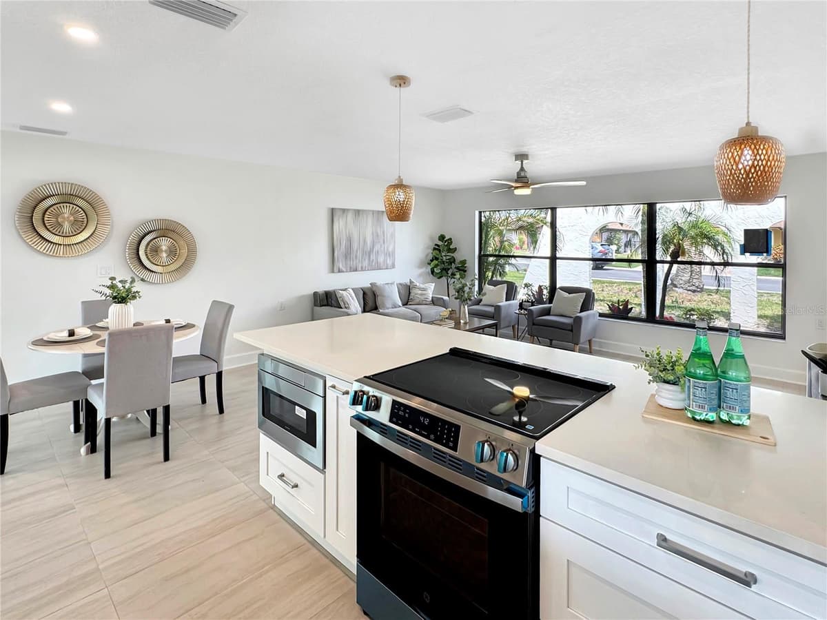 9907 ISLAND HARBOR DRIVE — photo 34 of 43