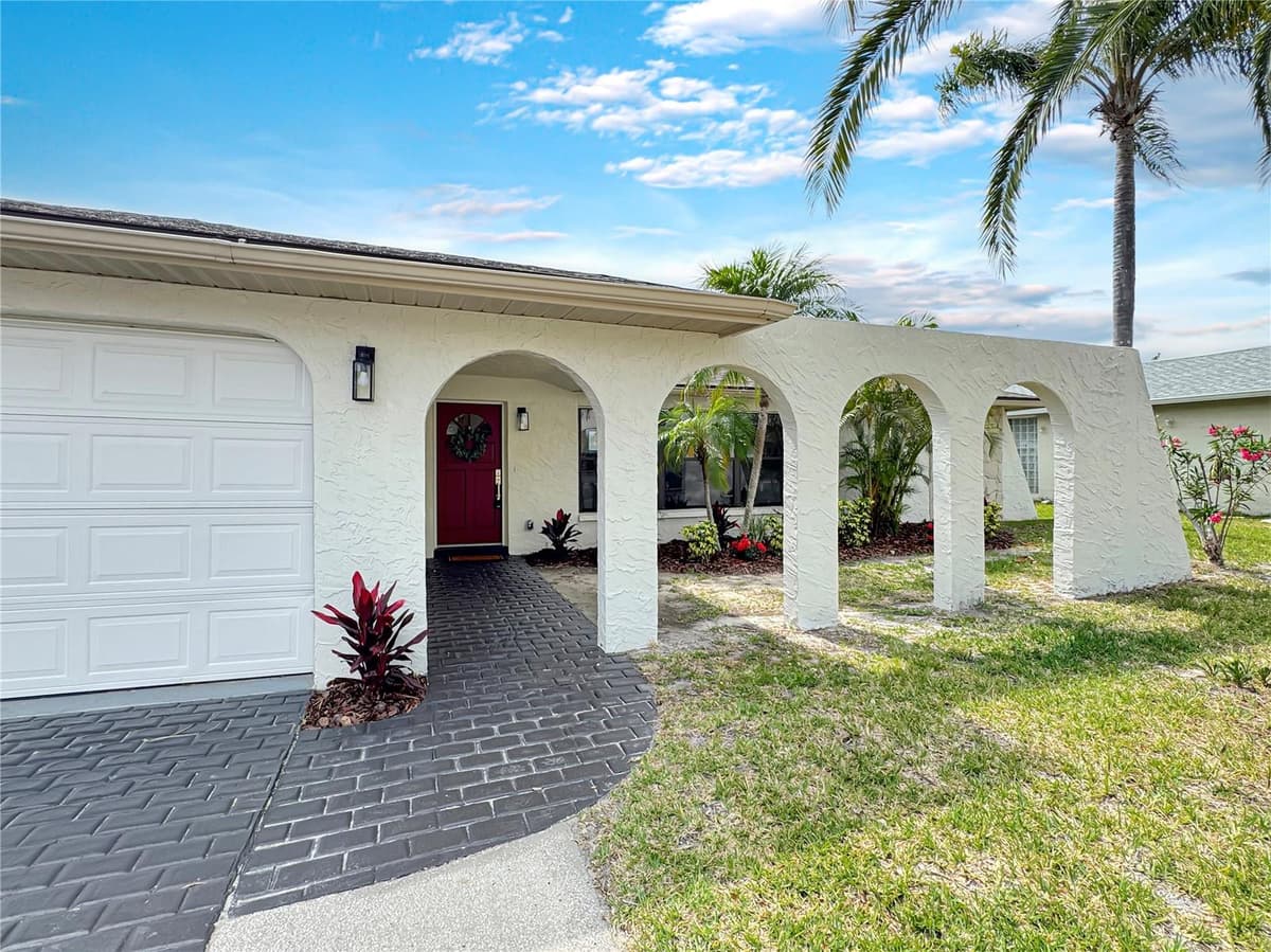 9907 ISLAND HARBOR DRIVE — photo 3 of 43