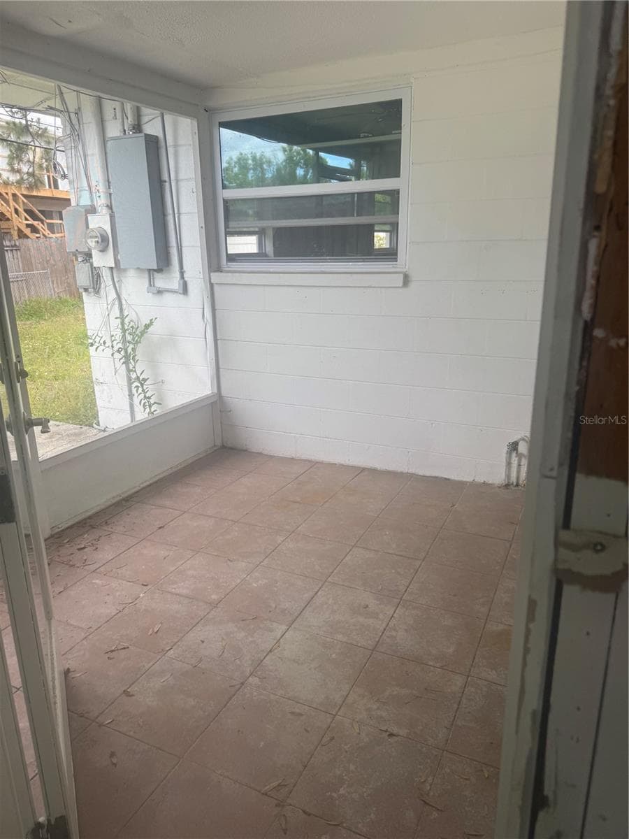 4824 HUNTINGTON STREET — photo 9 of 15