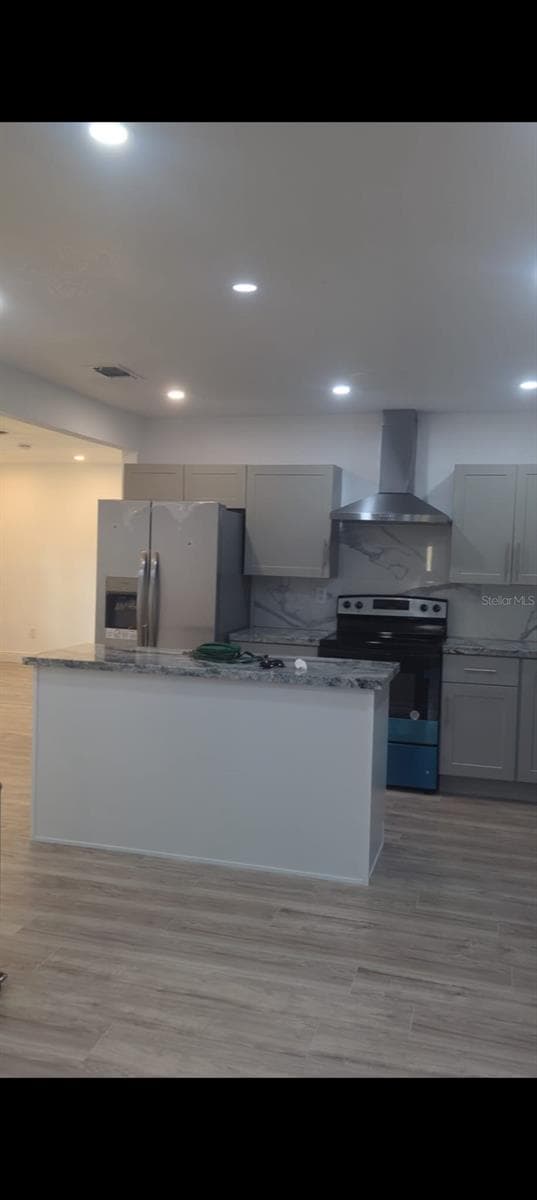 4824 HUNTINGTON STREET — photo 3 of 15