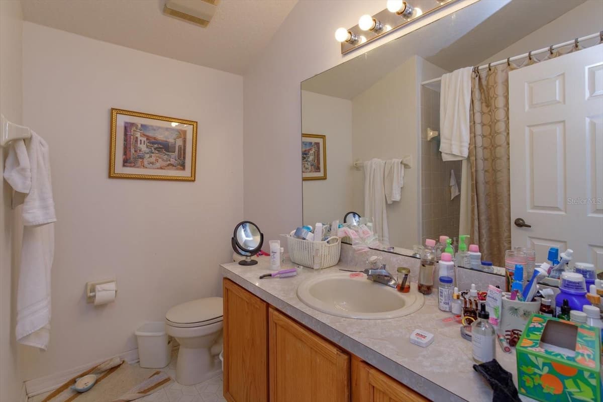 244 BALLYSHANNON DRIVE — photo 20 of 25