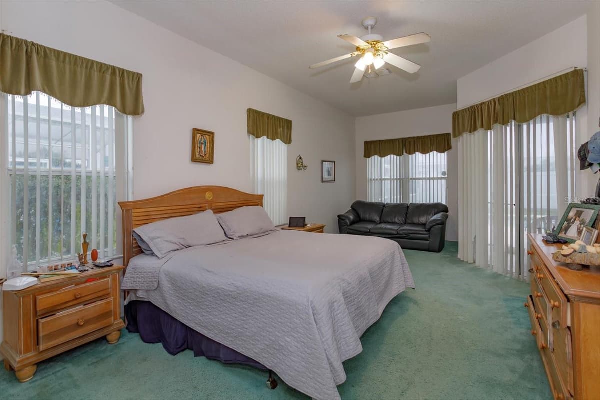 244 BALLYSHANNON DRIVE — photo 12 of 25