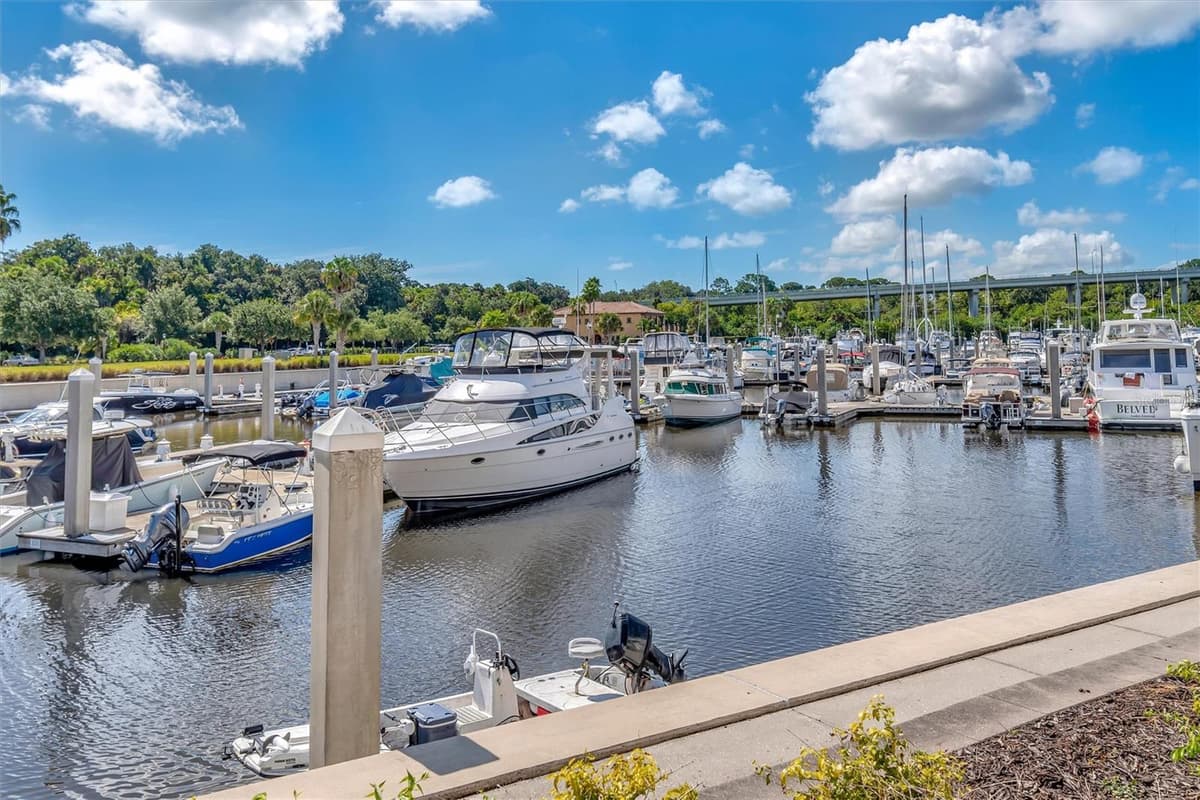 102 YACHT HARBOR DRIVE — photo 29 of 49